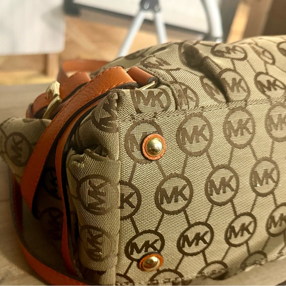 Michael Kors Monogram Gansevoort Beige Tangerine Canvas Leather Satchel Bag - Picture 10 of 16